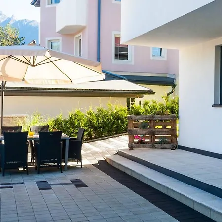 Frieda Höllrigl * Sautens