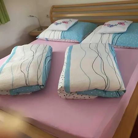 Frieda Höllrigl Apartment