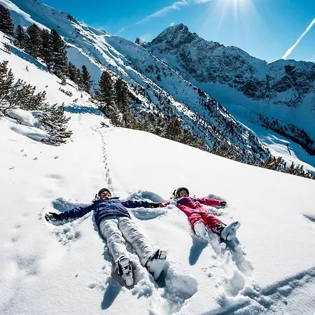 Frieda Höllrigl Apartment