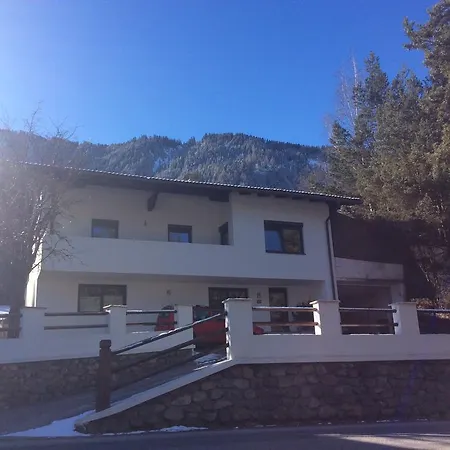 Apartament Frieda Hoellrigl *